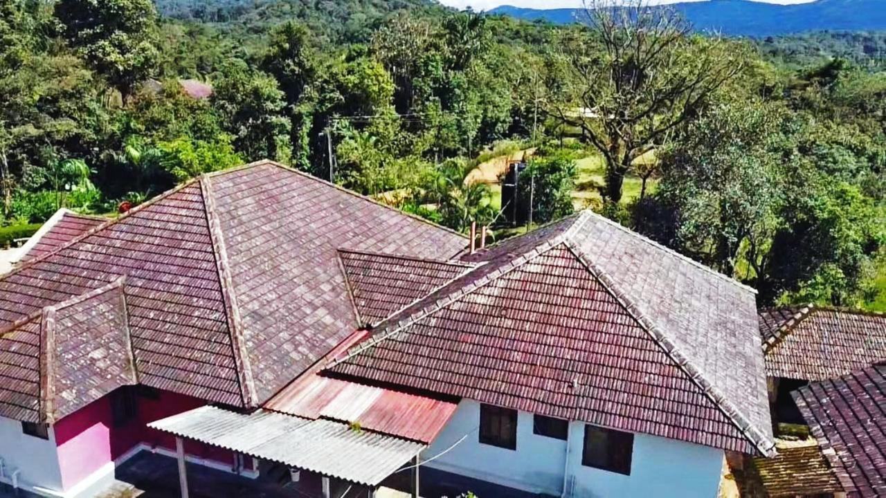 Staymaker Kasargali Homestay Sakleshpur Buitenkant foto